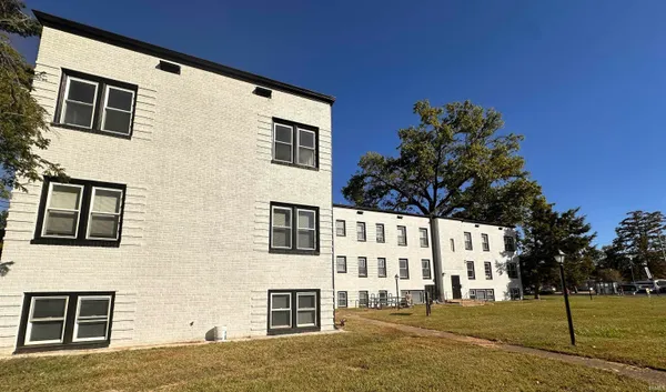 $1,000 | 2024 Lincoln Avenue, Unit B1, Evansville, IN 47714