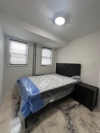 $1,000 | 2024 Lincoln Avenue, Unit B1, Evansville, IN 47714