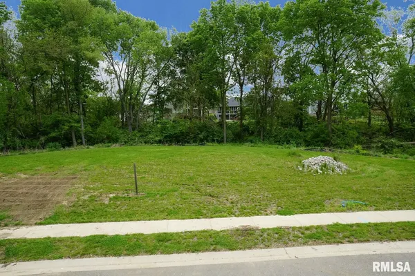 $77,000 | 608 Rock River Road, Springfield, IL 62711