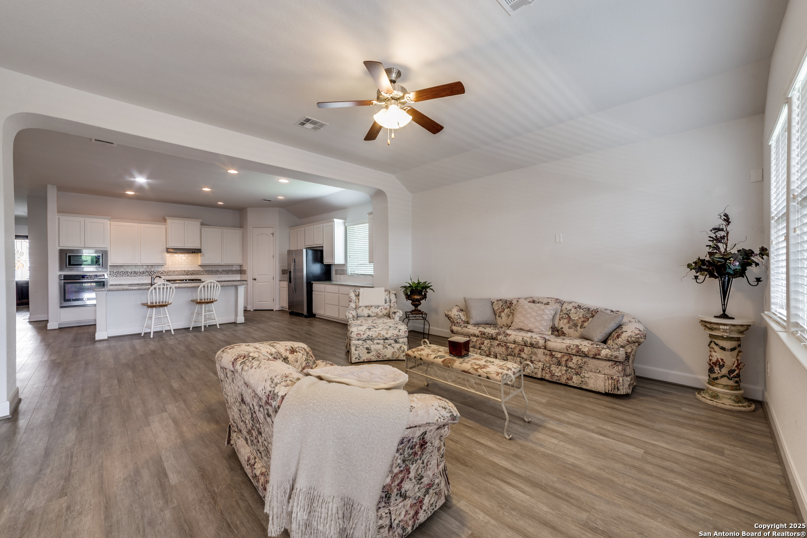 836 Silver Fox Cibolo, TX 78108 - Photo 10 of 26 a living room with furniture and a view of kitchen