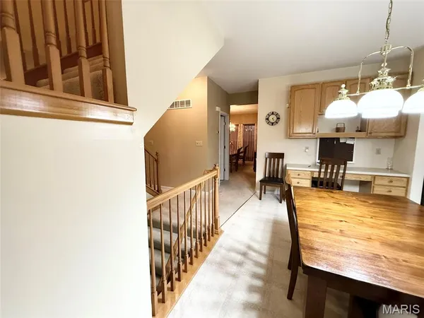 $653,000 | 814 Summit Glen Court, Fenton, MO 63026