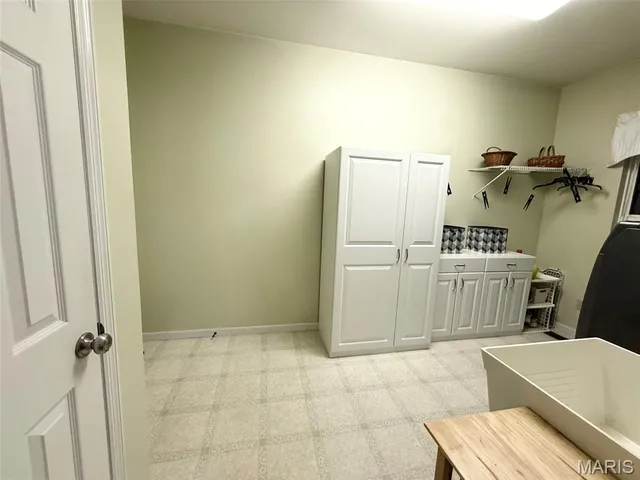 $685,000 | 814 Summit Glen Court, Fenton, MO 63026