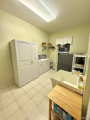 $685,000 | 814 Summit Glen Court, Fenton, MO 63026