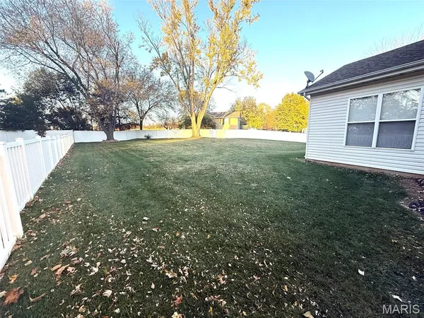 $653,000 | 814 Summit Glen Court, Fenton, MO 63026