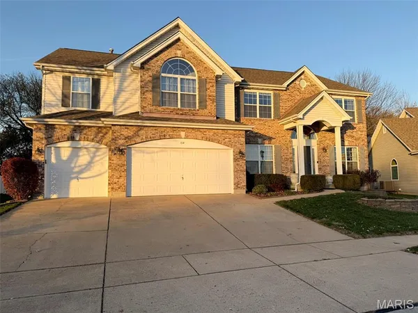 $653,000 | 814 Summit Glen Court, Fenton, MO 63026