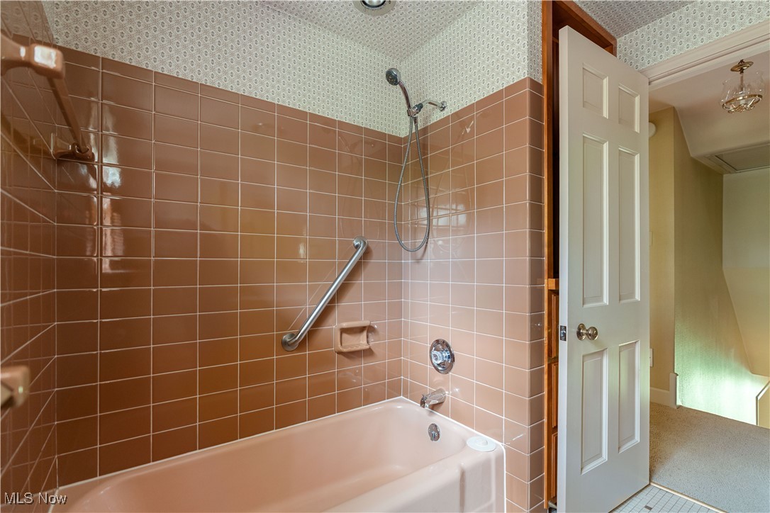 162 South Tamarack Road Akron, OH 44319 - Photo 27 of 39 Gallery Image 27