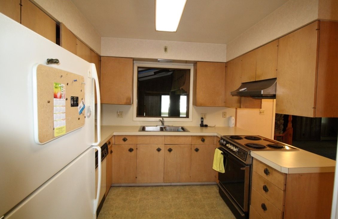 900 Falkirk Road Alma, MI 48801 - Photo 5 of 29 1847256-4.JPG