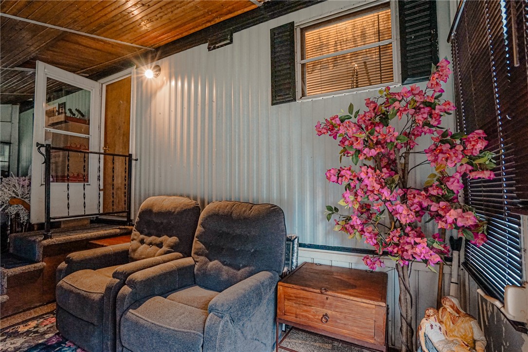979 Toll Gate Road Warwick, RI 02886 - Photo 20 of 23 Gallery Image 20