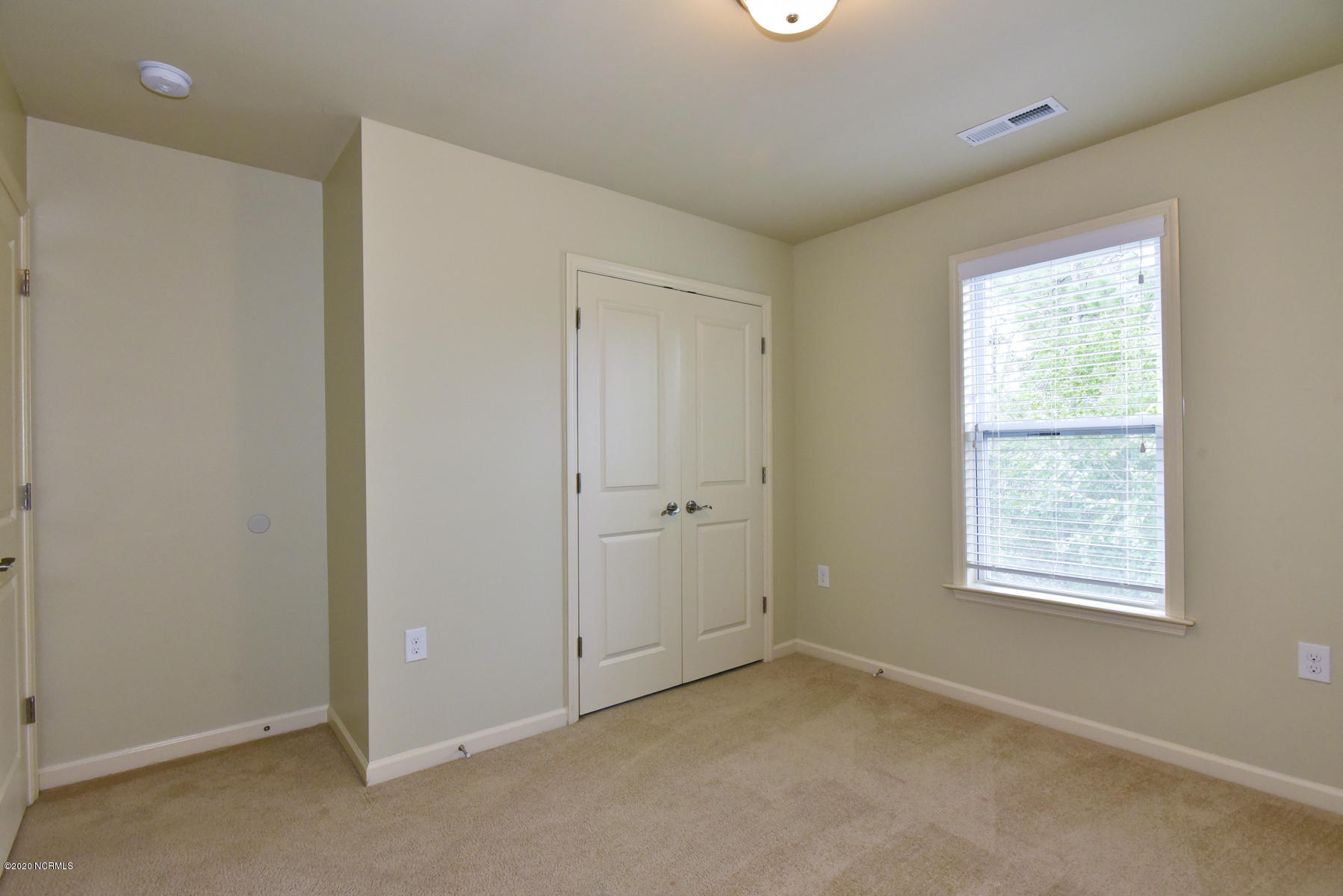 401 Sullivan Loop Road Jacksonville, NC 28544 - Photo 27 of 30 098