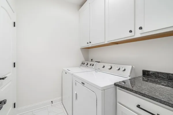 $415,000 | 412 West Foxrun, Springfield, TN 37172