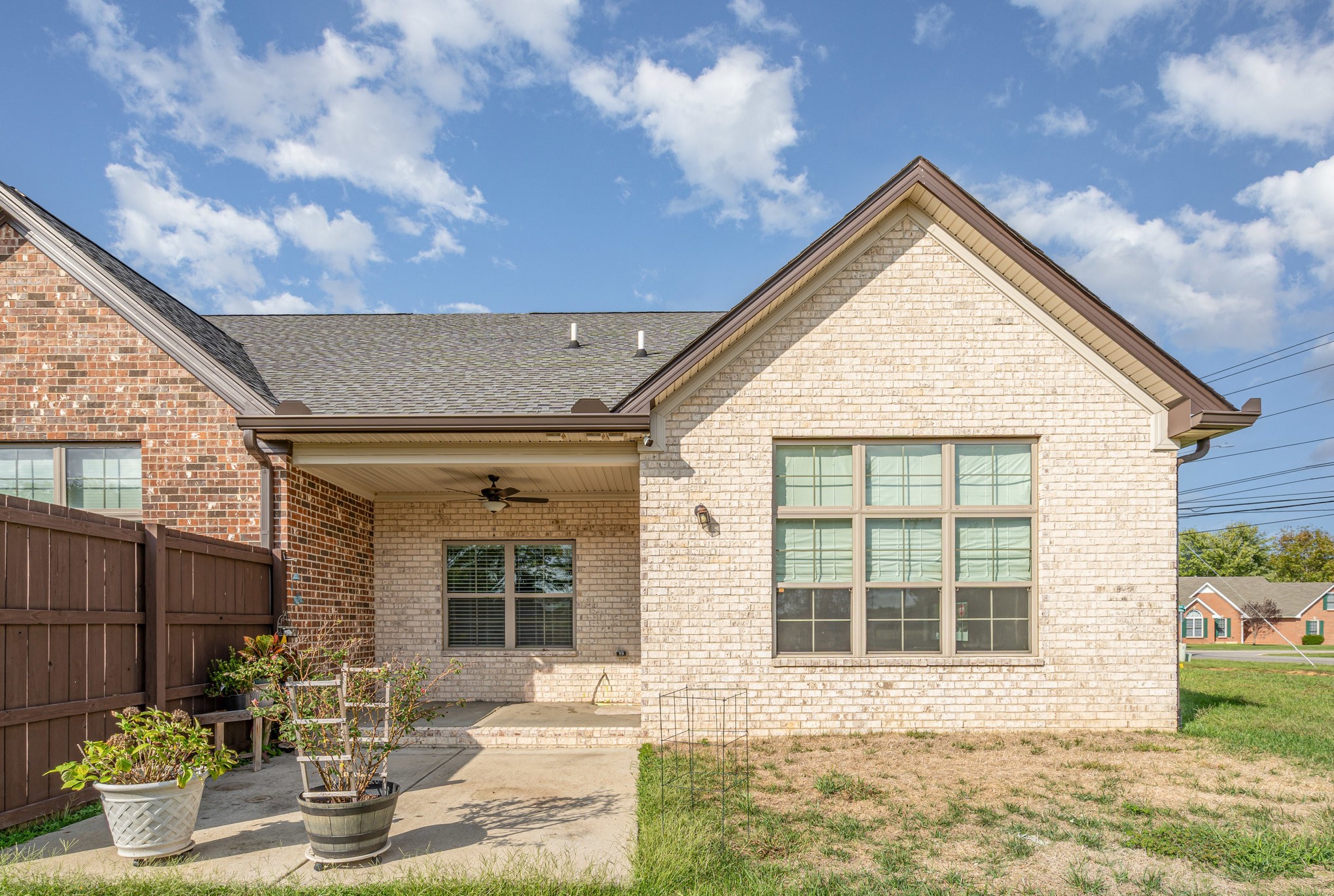 412 West Foxrun Springfield, TN 37172 - Photo 22 of 23 a front view of a house