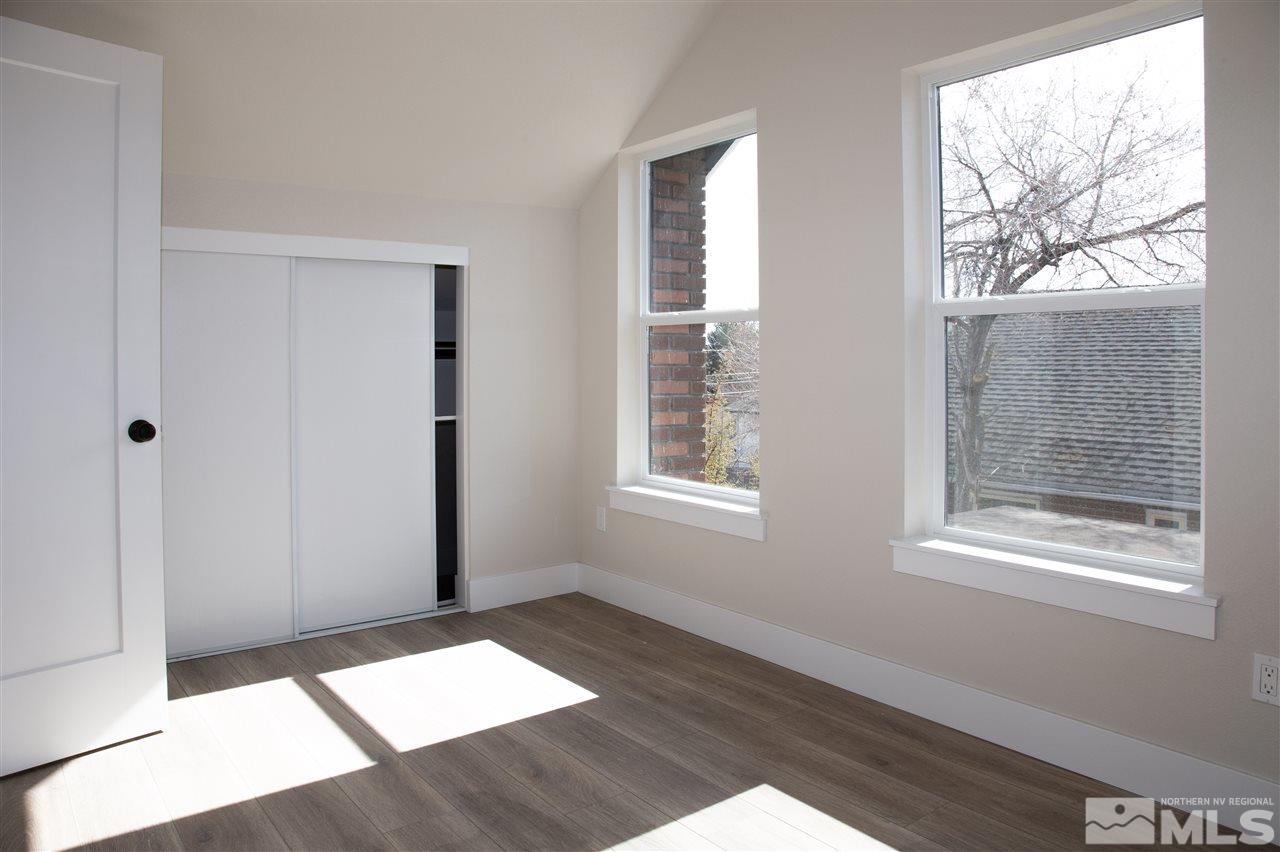 1351 Terrace Reno, NV 89503 - Photo 17 of 27 Photo 17
