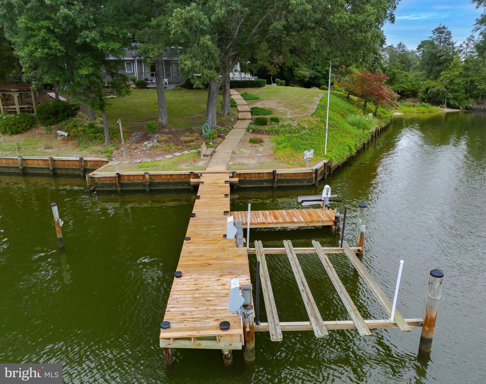 44973 Smiths Nursery Road Hollywood, MD 20636 - Photo 5 of 111 a view of swimming pool with chairs