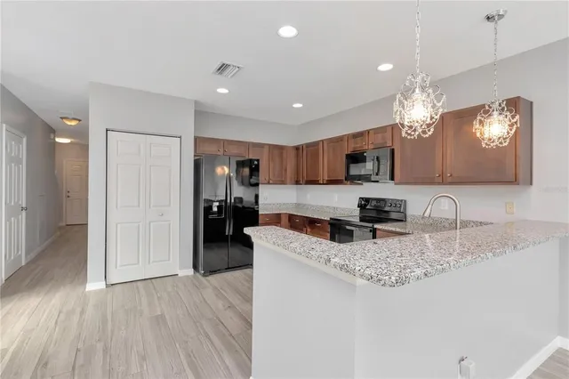 $359,900 | 4035 11th Street East, Bradenton, FL 34208