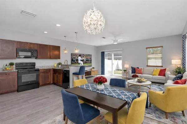 $334,900 | 4035 11th Street East, Bradenton, FL 34208
