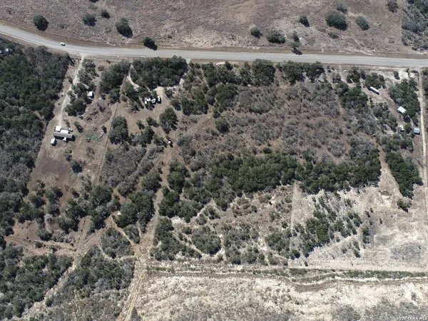 $90,000 | 17130 Texas Highway 127, Sabinal, TX 78881