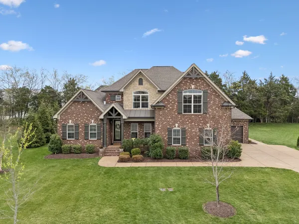 $919,900 | 907 Larkspur Lane, Lebanon, TN 37087