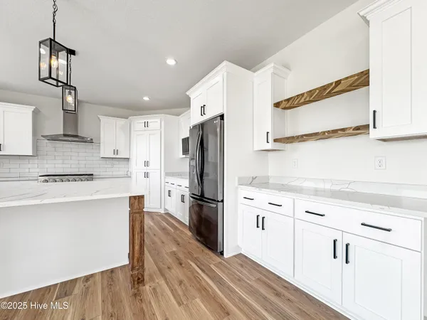 $679,900 | 1111 Staysail Drive, Elizabeth City, NC 27909