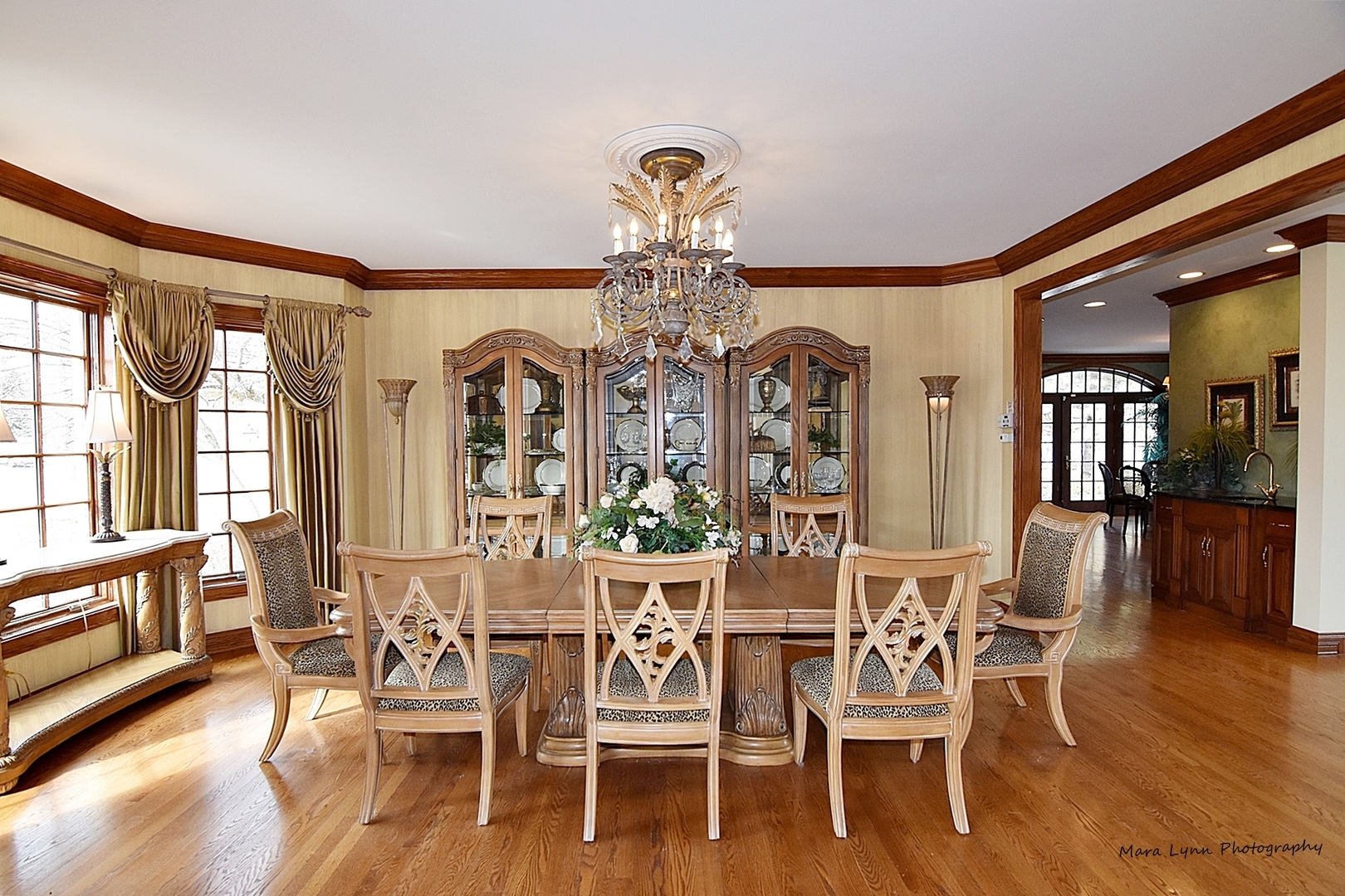 36W623 Lancaster Road St. Charles, IL 60175 - Photo 5 of 20 a view of a dining room with furniture a chandelier and wooden floor