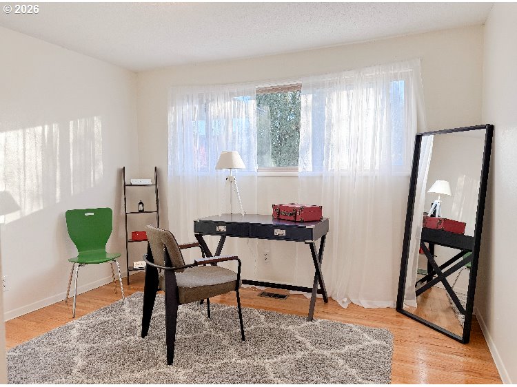 19555 Southwest Cascadia Street Beaverton, OR 97078 - Photo 12 of 15