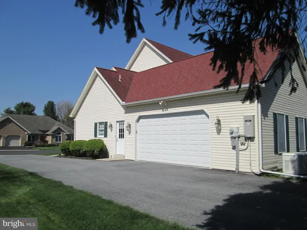 $645,000 | 70 Derbyshire Drive, Carlisle, PA 17015