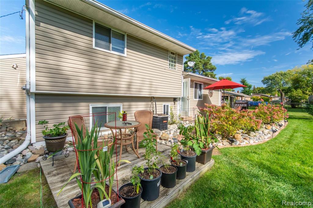 5445 Corunna Road Flint, MI 48532 - Photo 21 of 28