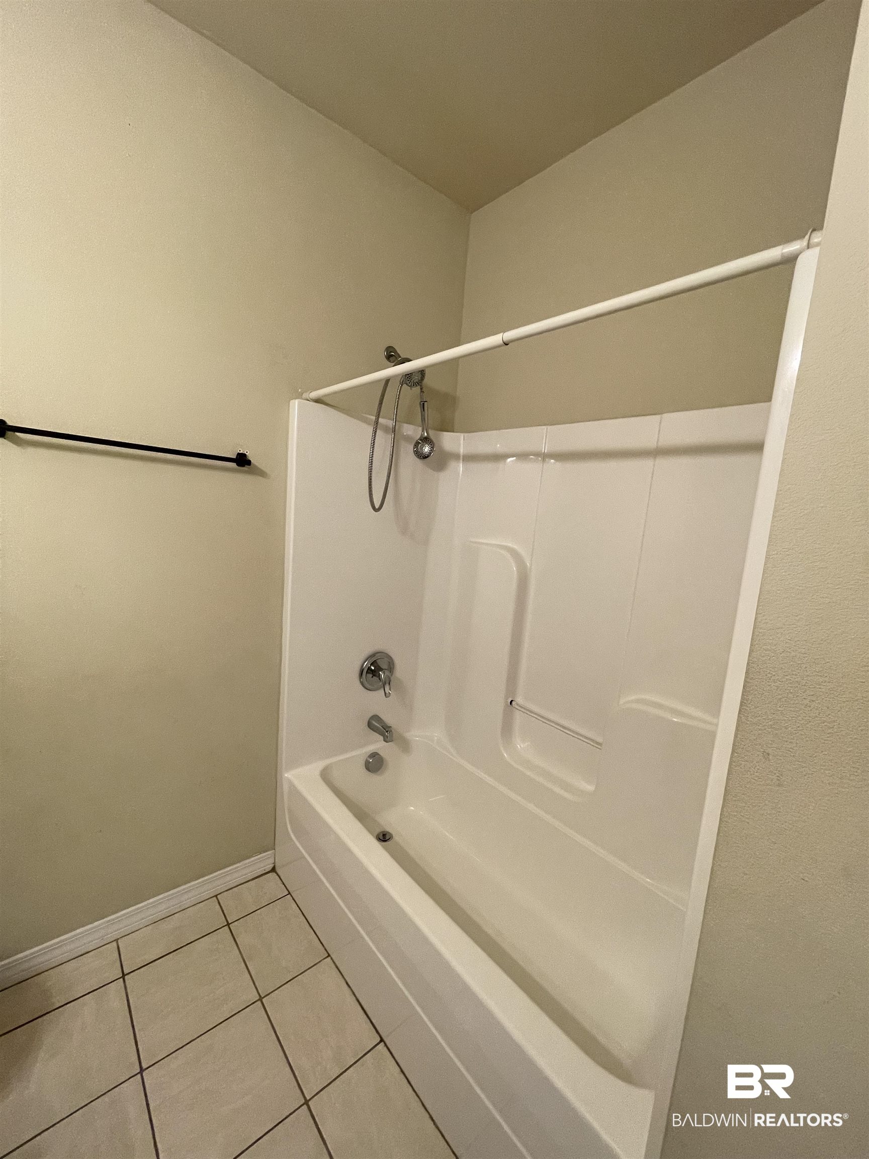 27561 Boaz Road West Loxley, AL 36551 - Photo 8 of 18 Bathroom