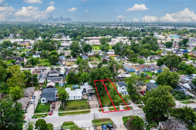 $134,900 | 212 Garrotsville Street, Houston, TX 77022