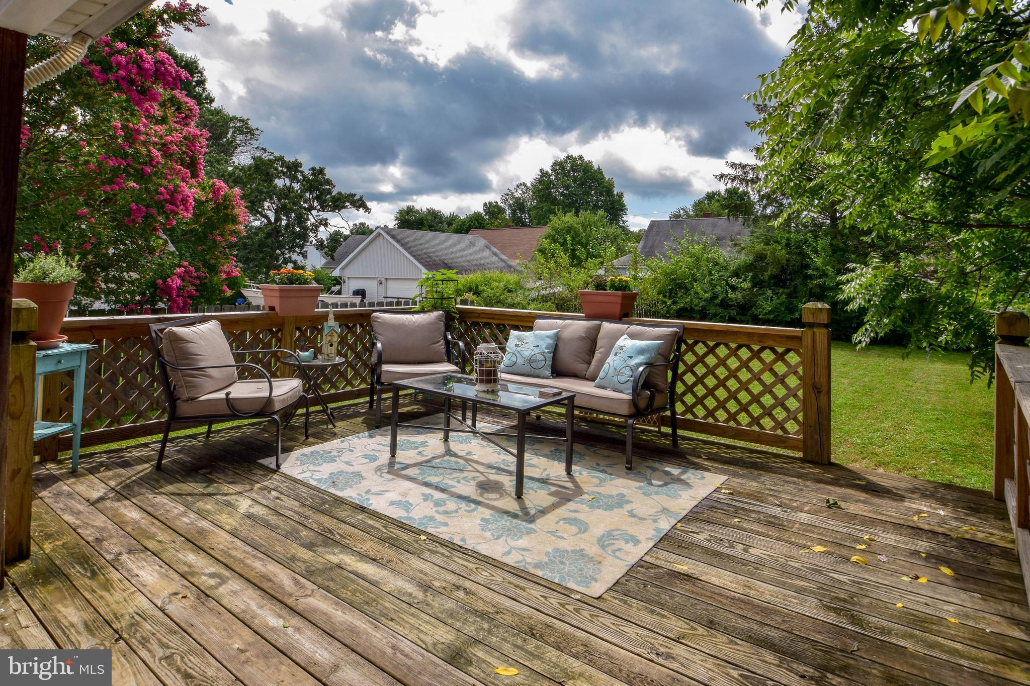 943 Woodlynn Road Essex, MD 21221 - Photo 3 of 40 Gallery Image 3