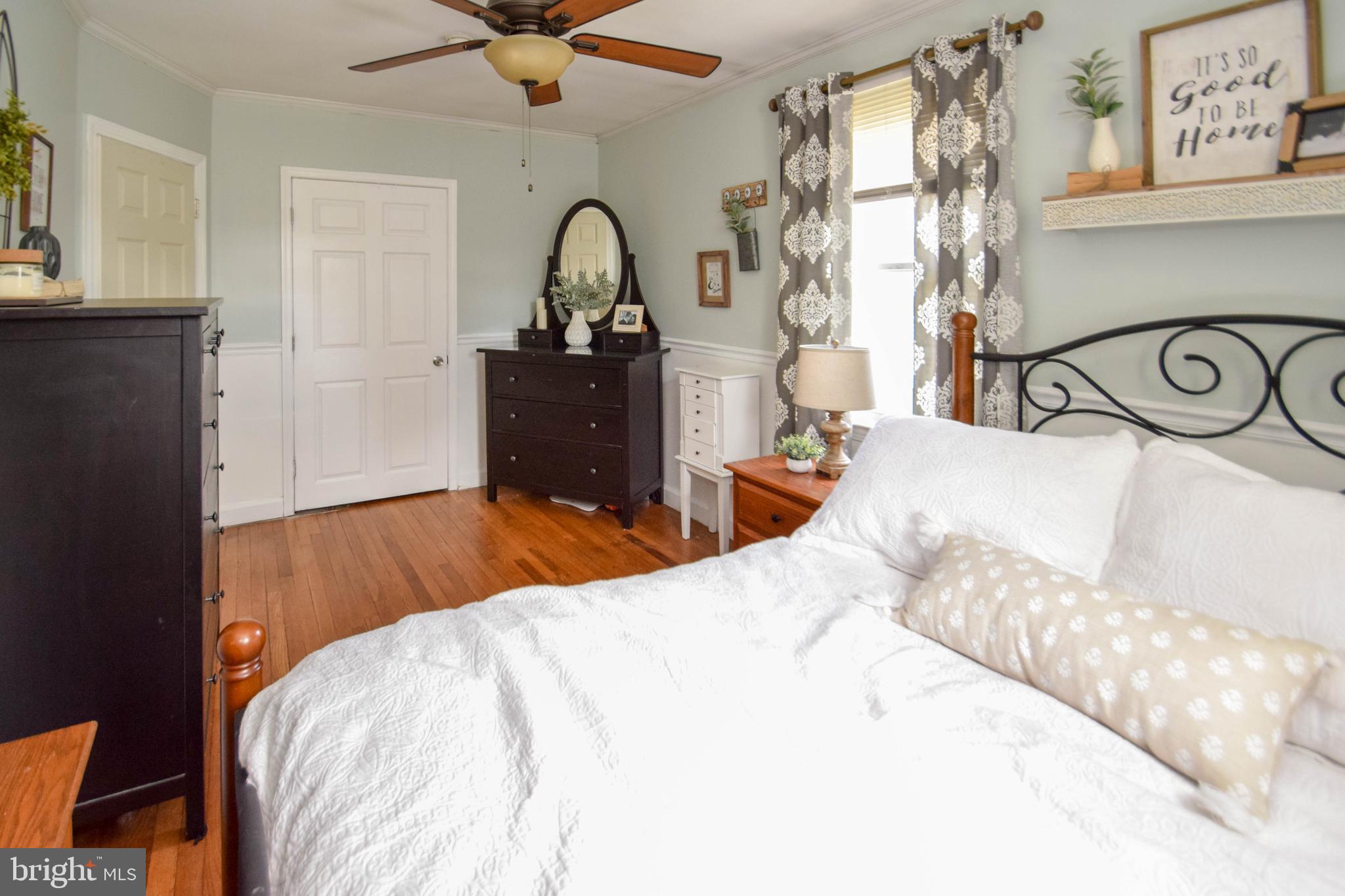943 Woodlynn Road Essex, MD 21221 - Photo 9 of 40 Gallery Image 9