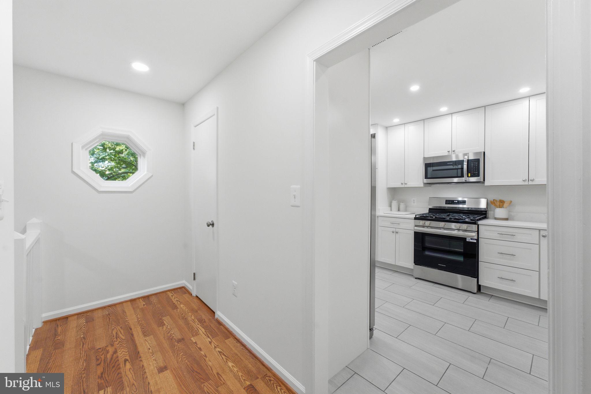 2238 Hunter's Run Drive Reston, VA 20191 - Photo 5 of 46 Completely redesigned
