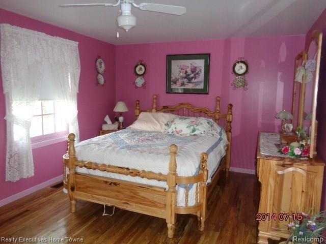 8233 Oatman Road Avoca, MI 48006 - Photo 20 of 34 Picture 069.jpg