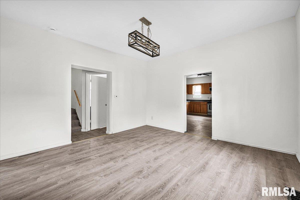 1016 Caroline Street Pekin, IL 61554 - Photo 3 of 15