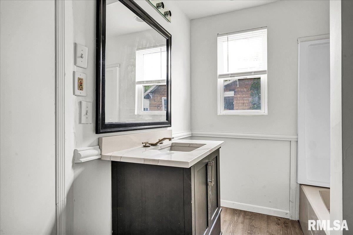 1016 Caroline Street Pekin, IL 61554 - Photo 7 of 15