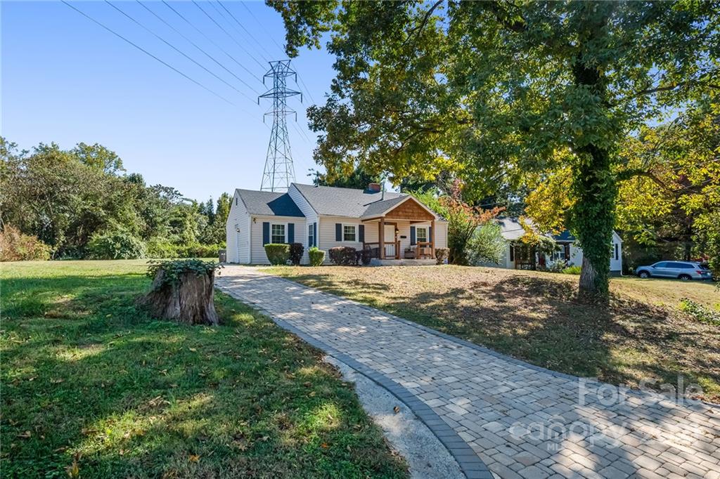 2831 Cowles Road, Unit 22 Charlotte, NC 28208 - Photo 3 of 28 Gallery Image 3