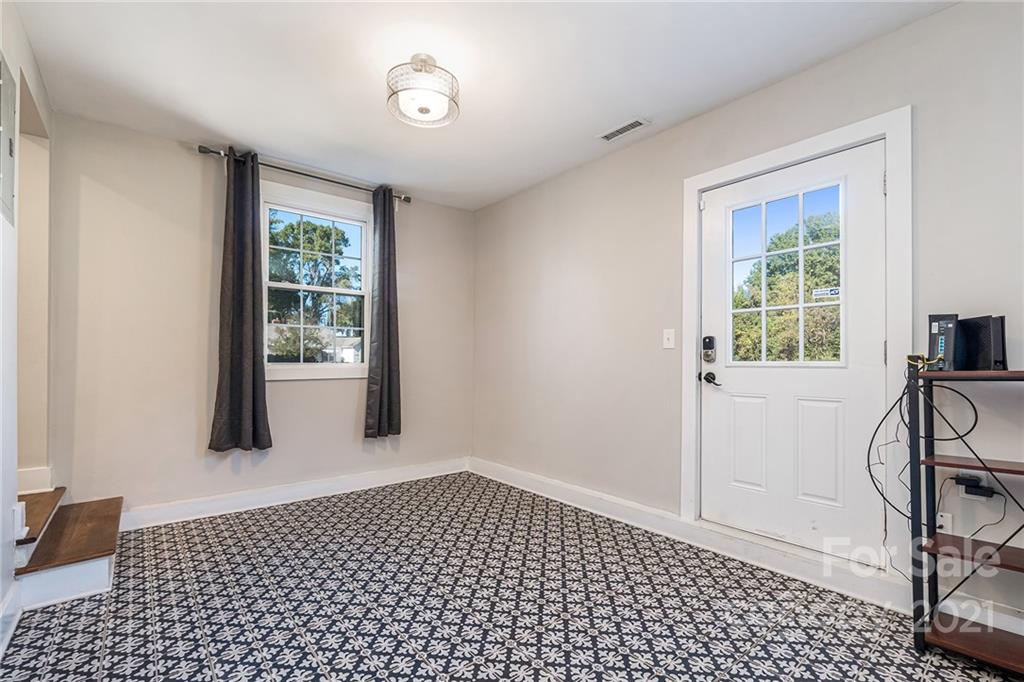2831 Cowles Road, Unit 22 Charlotte, NC 28208 - Photo 23 of 28 Gallery Image 23