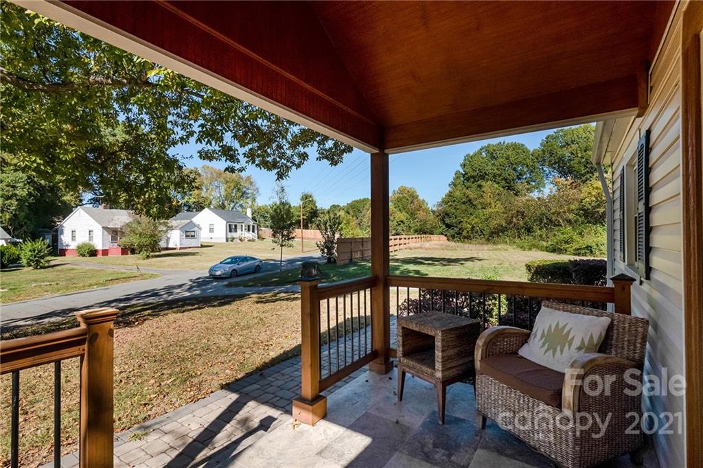 2831 Cowles Road, Unit 22 Charlotte, NC 28208 - Photo 4 of 28 Gallery Image 4