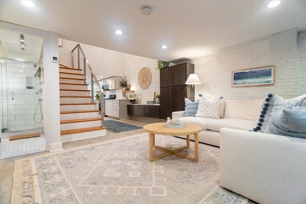 83 Appleton Street, Unit 1 Boston, MA 02116 - Photo 17 of 21 Gallery Image 17