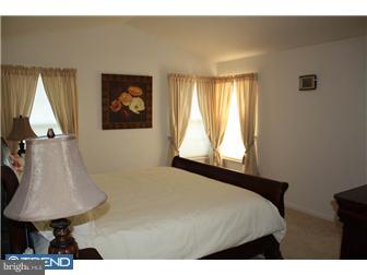 3202 Sterling Road, Unit 119 Yardley, PA 19067 - Photo 8 of 12 Bedroom - Main