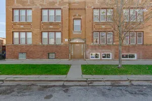 $1,500 | 6235 West Wabansia Avenue, Unit 2, Chicago, IL 60639