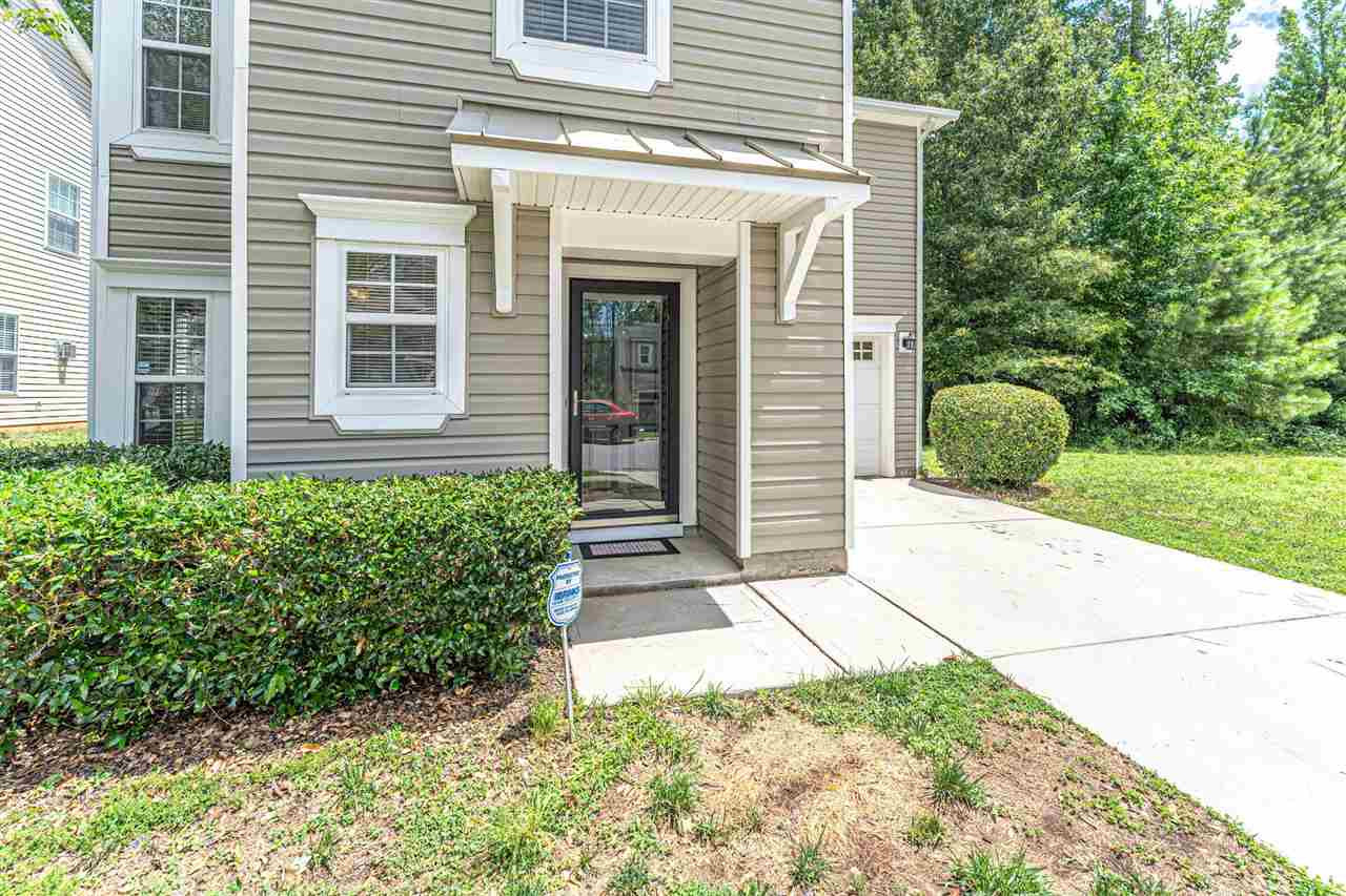 2640 Pebble Meadow Lane Raleigh, NC 27610 - Photo 3 of 21 Photo 3