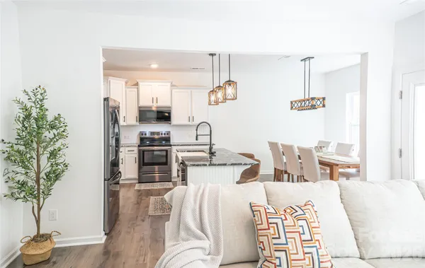 $439,900 | 2025 Woodshorn Drive, Matthews, NC 28104