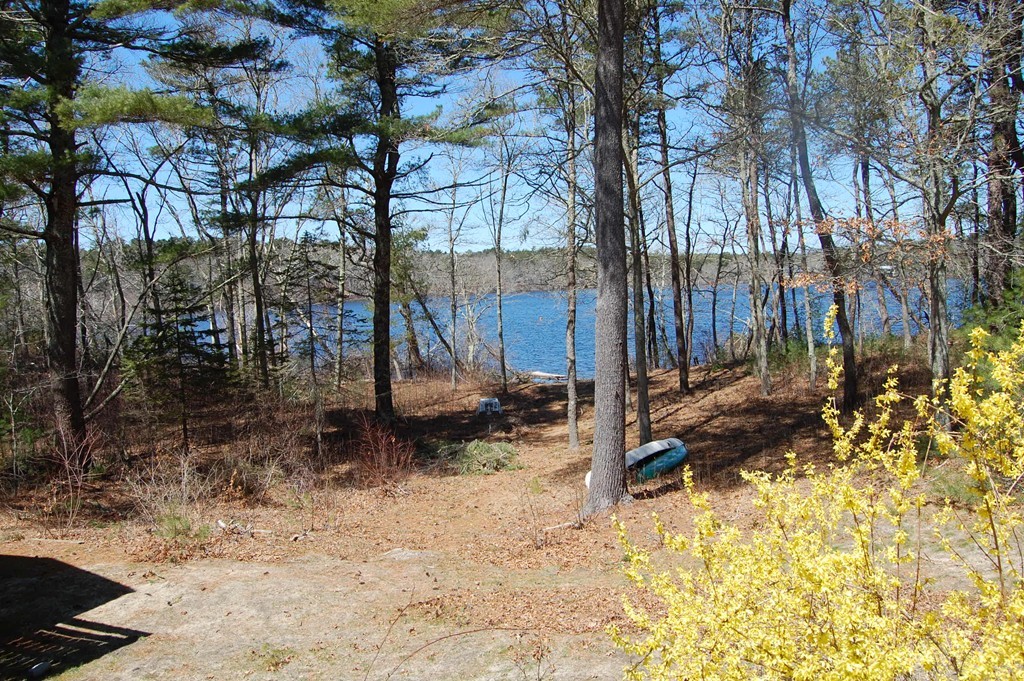 121 Lowell Road Barnstable, MA 02635 - Photo 2 of 30