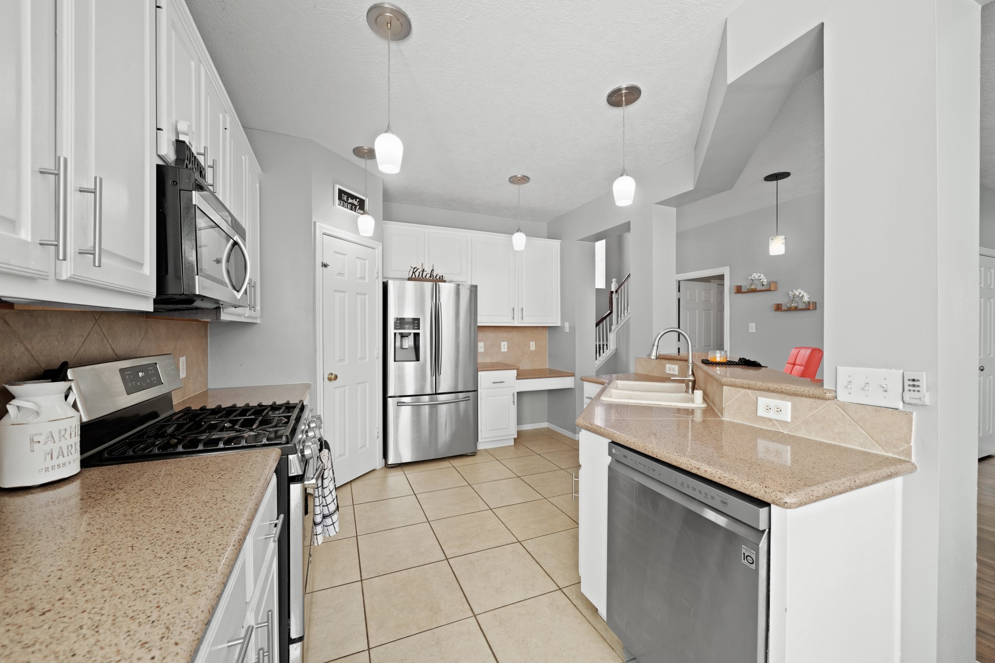 25406 Myrtle Springs Spring, TX 77373 - Photo 8 of 30