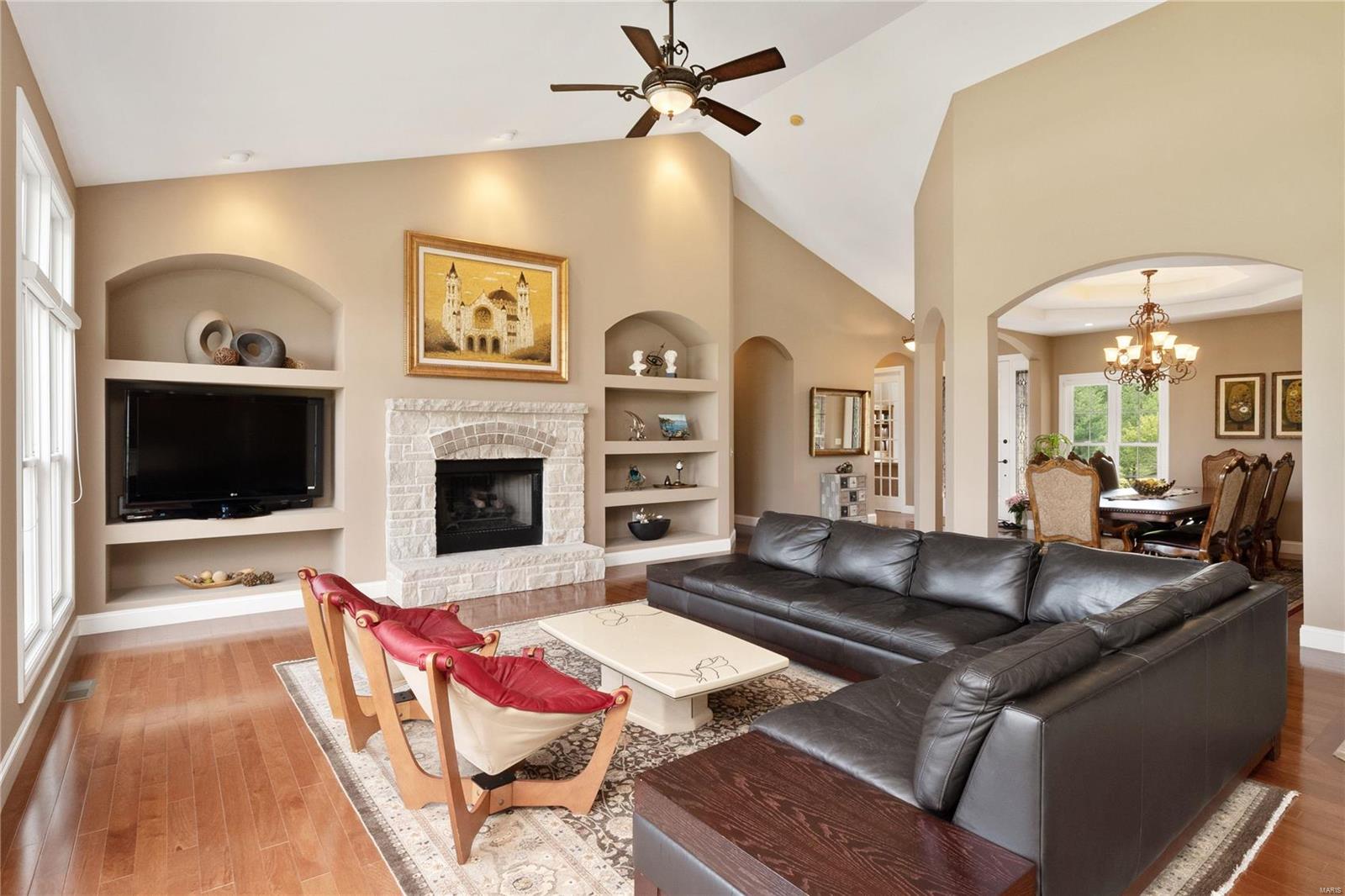 1095 Bridleridge Crossing Spur High Ridge, MO 63049 - Photo 2 of 40 Gallery Image 2