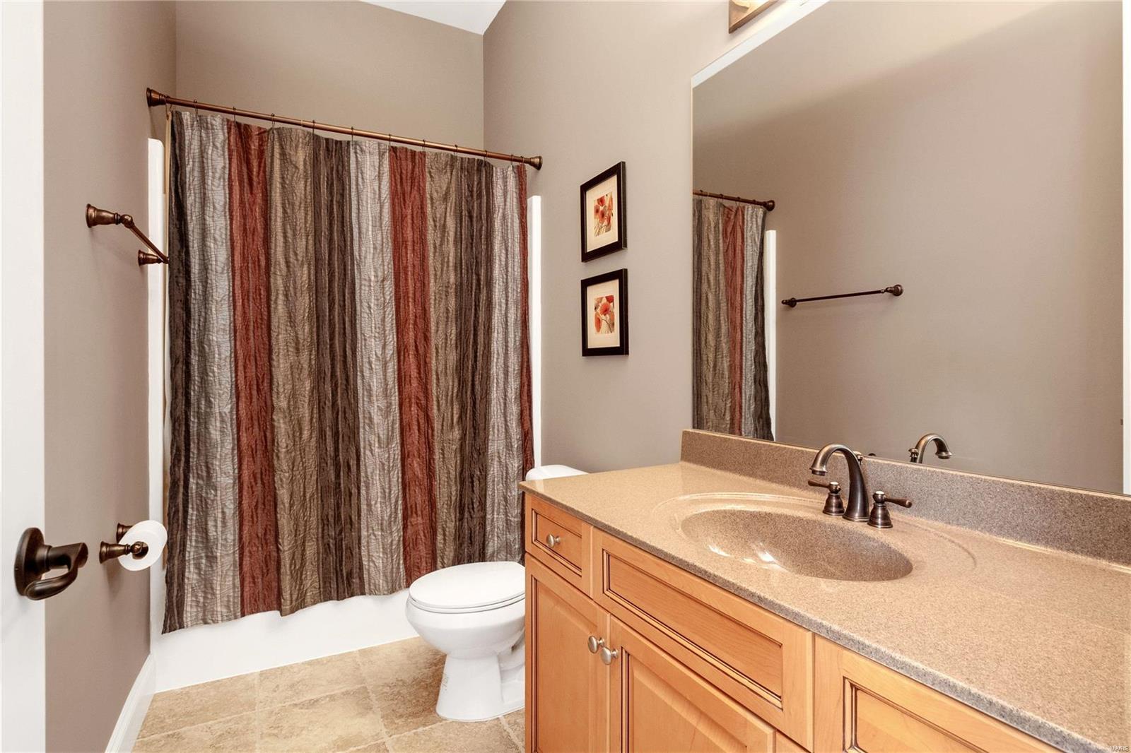 1095 Bridleridge Crossing Spur High Ridge, MO 63049 - Photo 23 of 40 Gallery Image 23