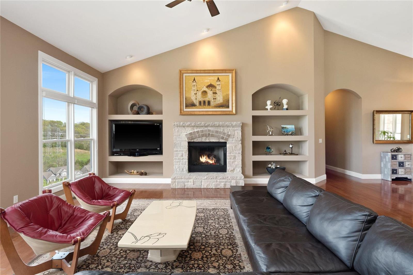 1095 Bridleridge Crossing Spur High Ridge, MO 63049 - Photo 4 of 40 Gallery Image 4