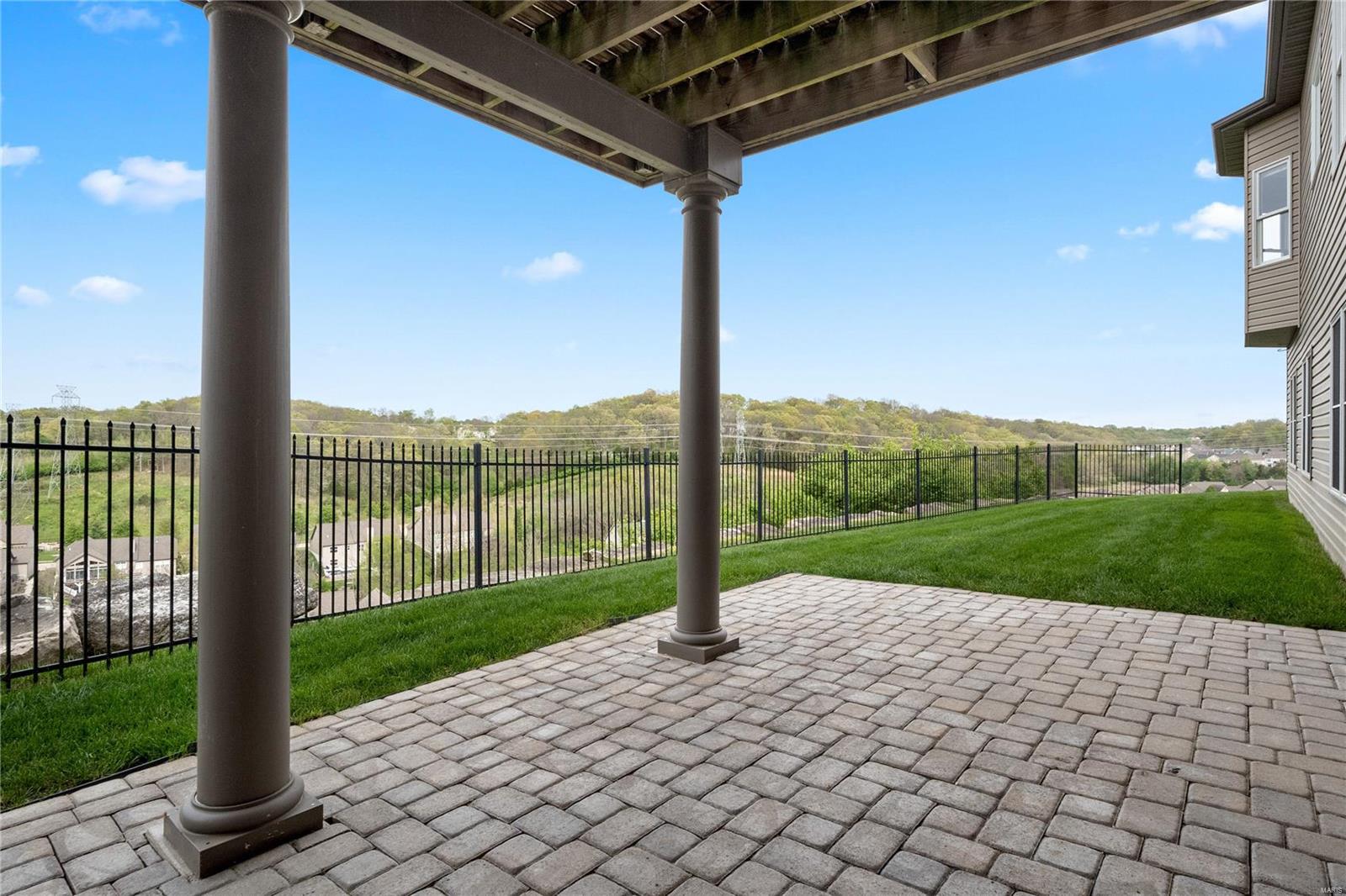 1095 Bridleridge Crossing Spur High Ridge, MO 63049 - Photo 31 of 40 Gallery Image 31