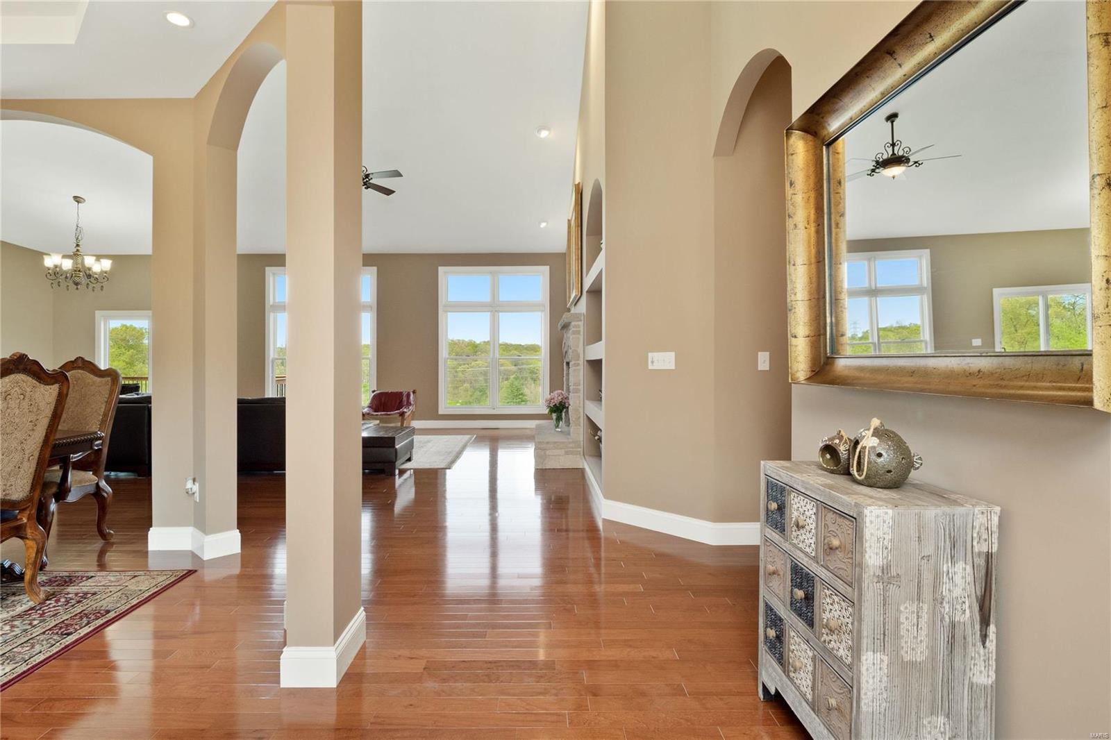 1095 Bridleridge Crossing Spur High Ridge, MO 63049 - Photo 6 of 40 Gallery Image 6