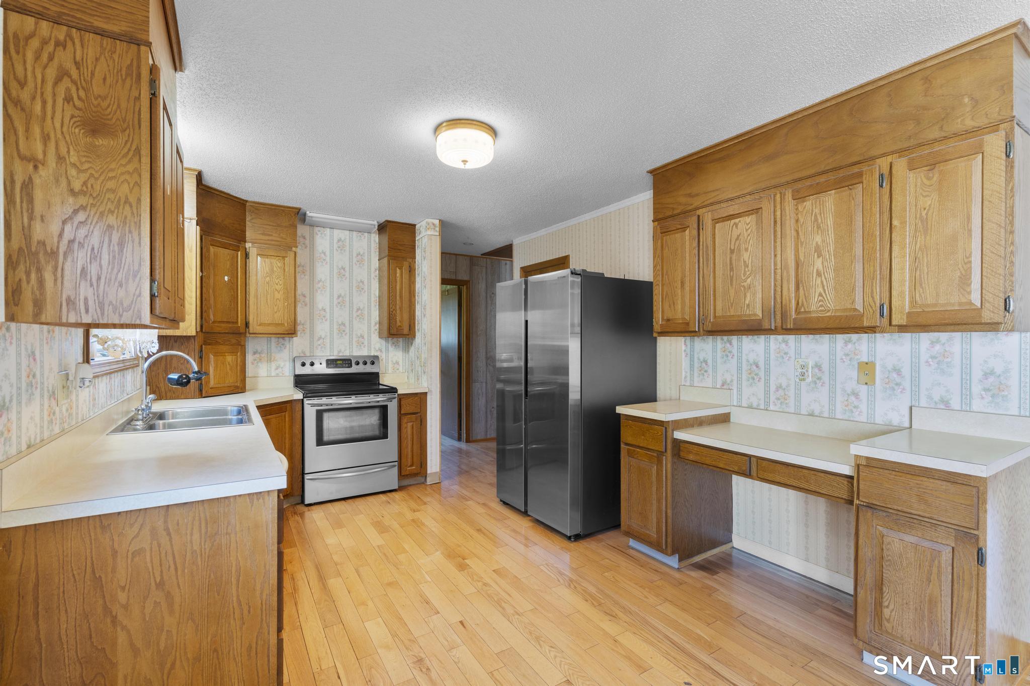 75 Allston Road Newington, CT 06111 - Photo 11 of 33 Gallery Image 11